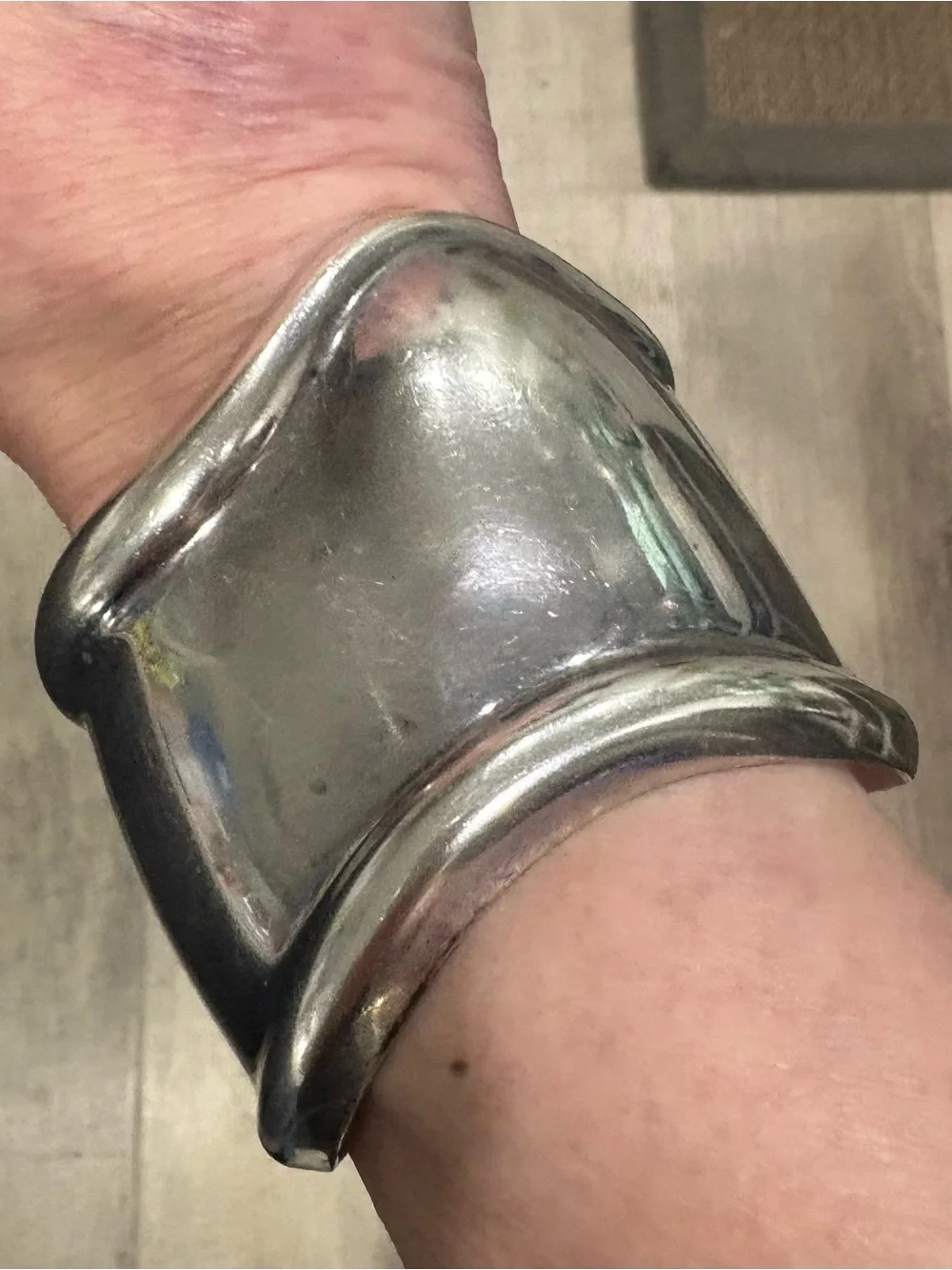 Tiffany & Co. Elsa Peretti Bone Cuff Bracelet Right Wrist Large 925 Italy